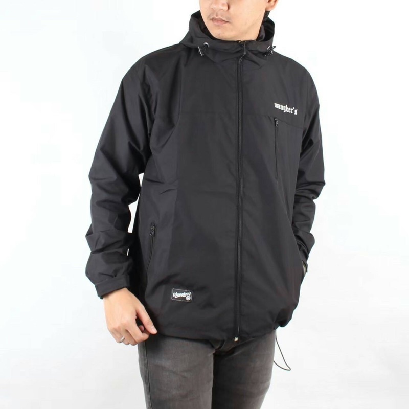 Jaket Outdoor More Wangker’s Jaket Parasut Pria Jaket Distro Jaket Running Hitam