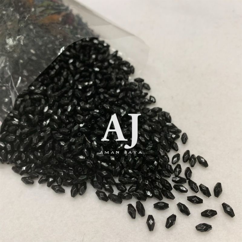 Manik Mote Mutiara Padi Segi 4x8 Hitam