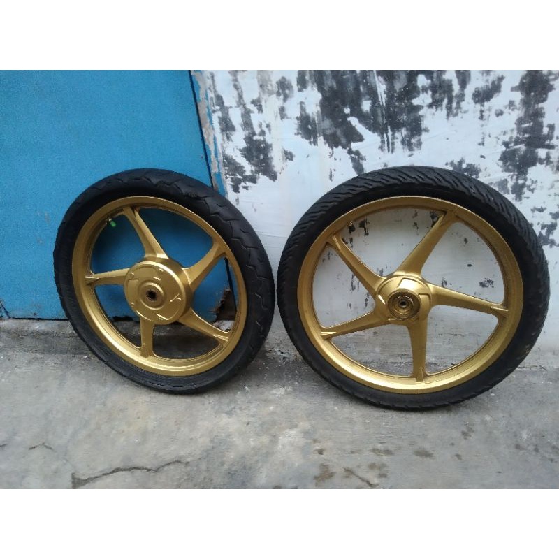 velg nouvo ring 16/velg Enkei Nouvo ring16 /velg original nouvo Z repaint gold kondisi sesuai iklan
