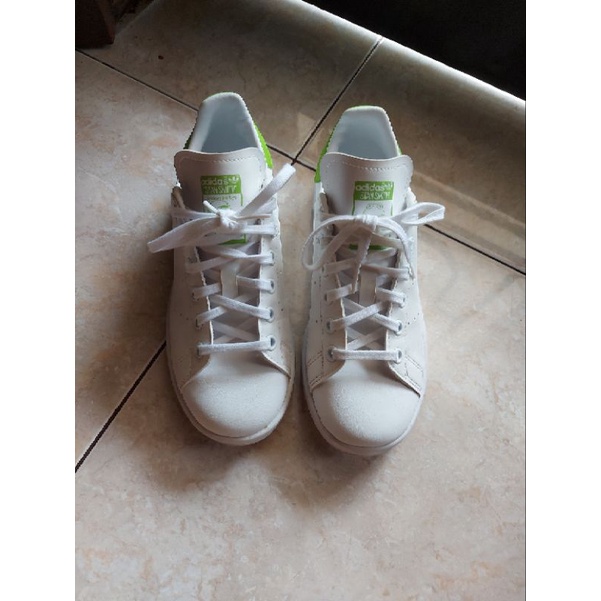 preloved adidas x disney kermit original