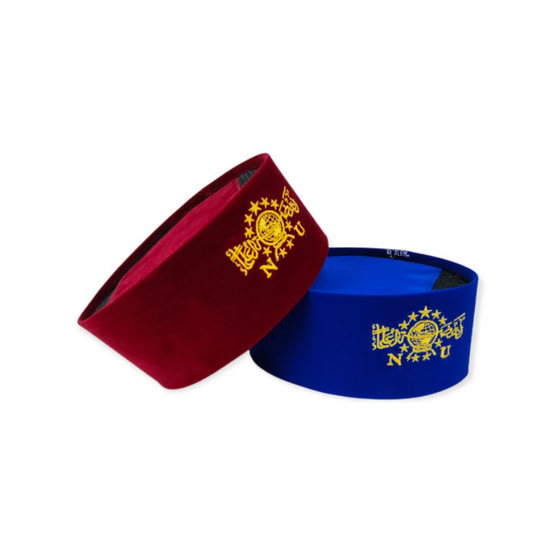 peci NU beludru warna hijau , merah , biru ( AC )