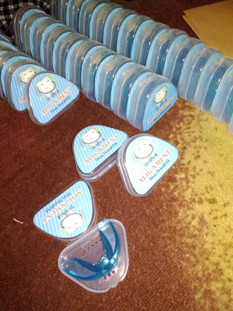 Perapih Gigi Trainer Original Tanpa Kawat Mampu merapikan gigi