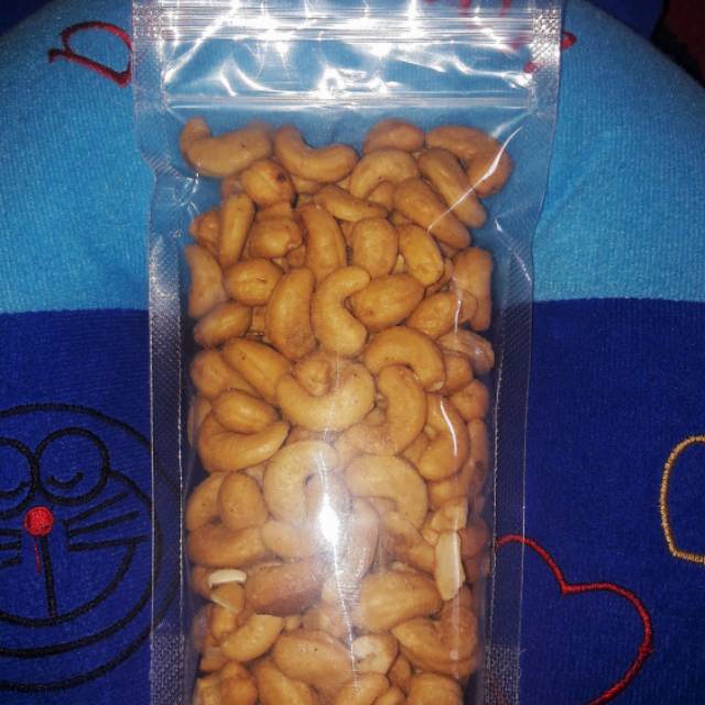 

Kacang mede matang / mete panggang 250 gram