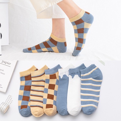 ⭐️𝐈𝐇𝐒 𝟑𝟐𝟐⭐️Kaos Kaki Wanita Motif Catur New Fashion Korean Style Socks Breathable-2