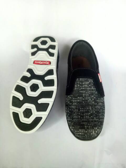 Sepatu pria - sepatu casual - sepatu slip on cowok