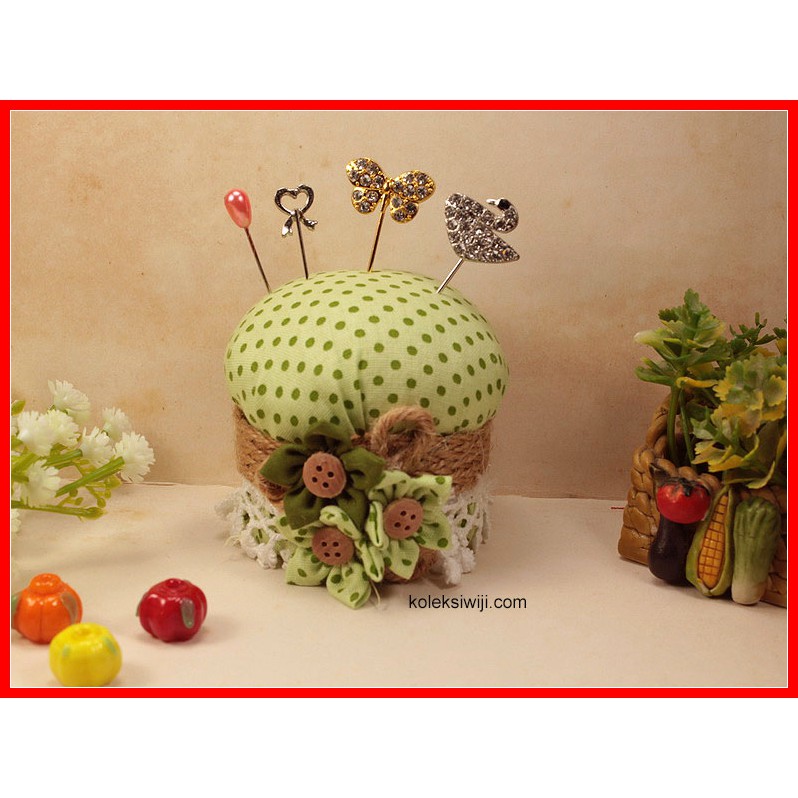

Lemony Pincushion-06