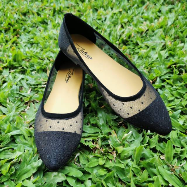 Arlaine- Lucia flatshoes sepatu brukat sepatu flat shoes wanita flatshoes polkadot [Hitam-Salem]