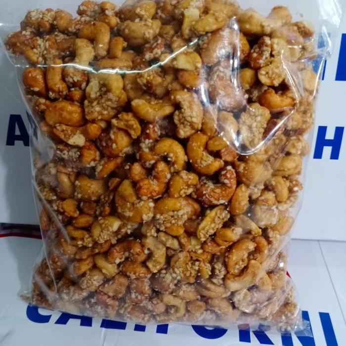 

KACANG MEDE RASA RASA 500 GRAM