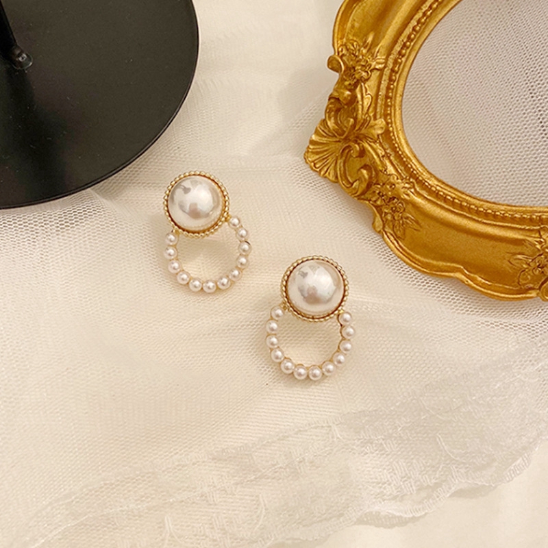 Anting Tusuk Sterling Silver 925 Bentuk Bulat Aksen Mutiara Imitasi Ala Korea/Retro Untuk Wanita