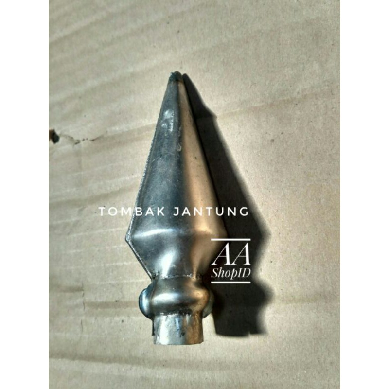 ornamen pagar besi plat tombak jantung