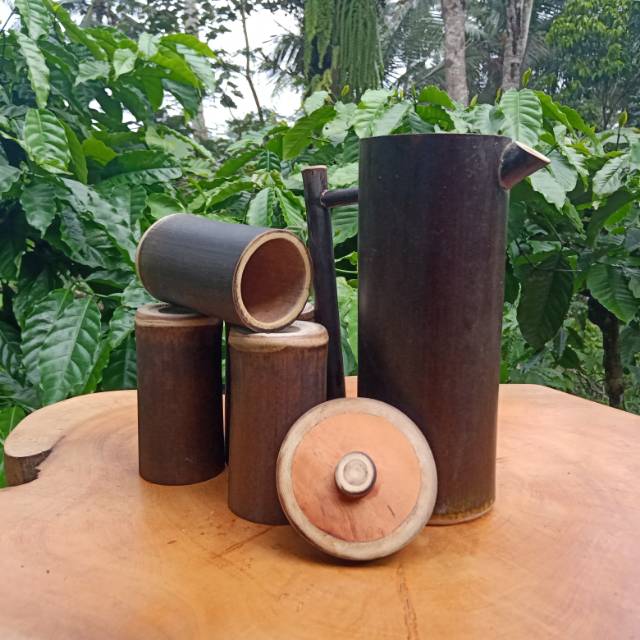 Satu set teko plus gelas bambu hitam