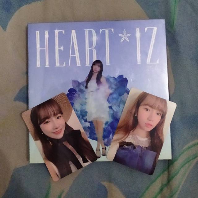 Album IZ*ONE HEART*IZ SAPPHIRE Yuri set