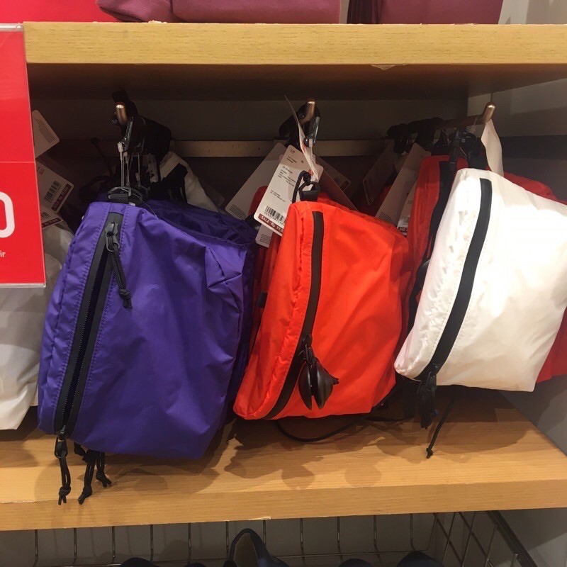 Tas Uniqlo Fanny ringan Sale