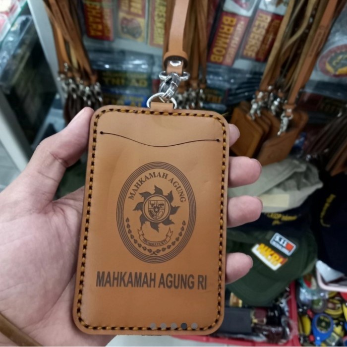 

Menakjubkan Name Tag / Holder Logo Mahkamah Agung (Asli Kulit) Varian 2 / Lipat 2 Terlaris