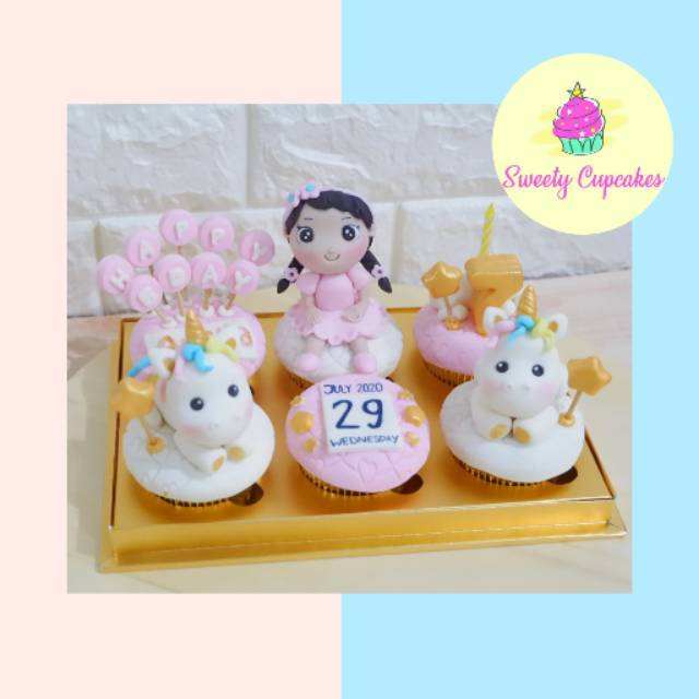 

Cupcake Unicorn Kotak Gold