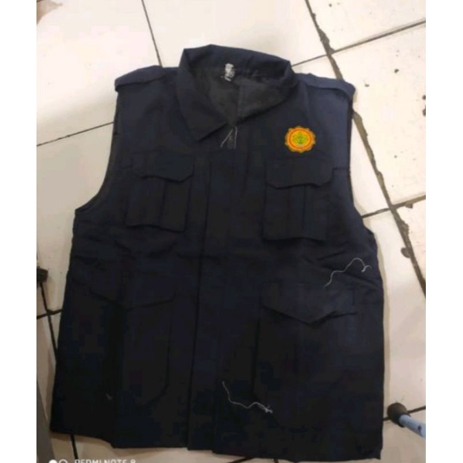 rompi lapangan pertanian hitam