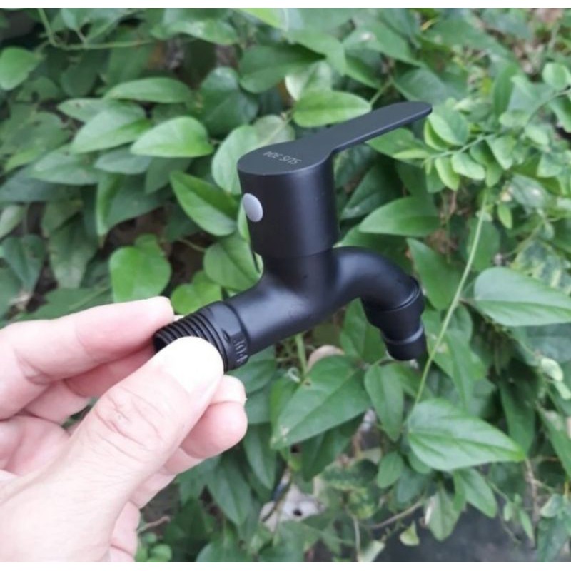 Kran tembok hitam Sus 304 / Kran hitam tembok