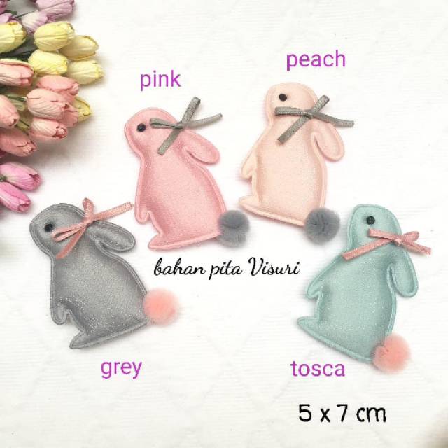 Aplikasi Rabbit Duduk Double Tulle Ekor Pom