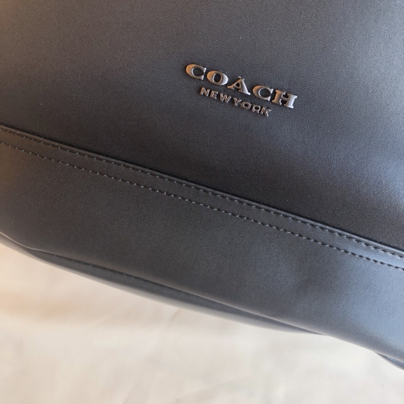 COACH GRAHAM BACKPACK IN SIGNATURE CANVAS (COACH F38755)