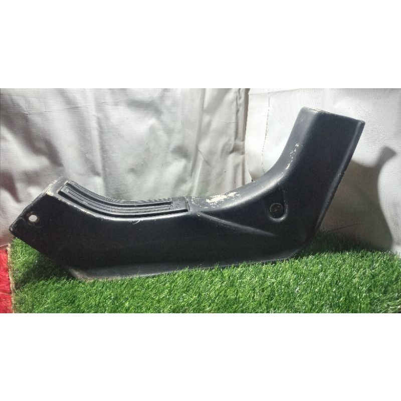 legshield body tengah suzuki rc 100 80 bravo Rc