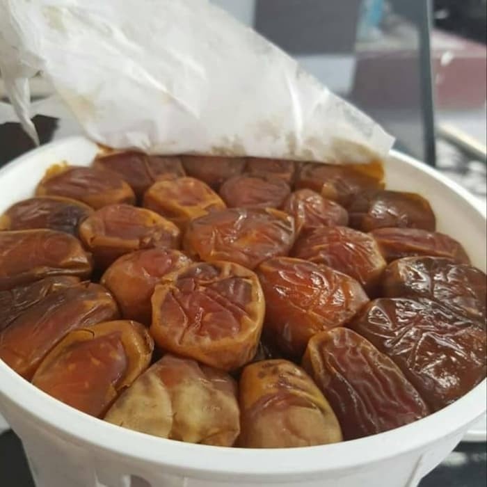 Kurma Sukari Madinah Ember 850 Gram ORIGINAL AL QASSIM Korma Raja sukkari Date Madinah