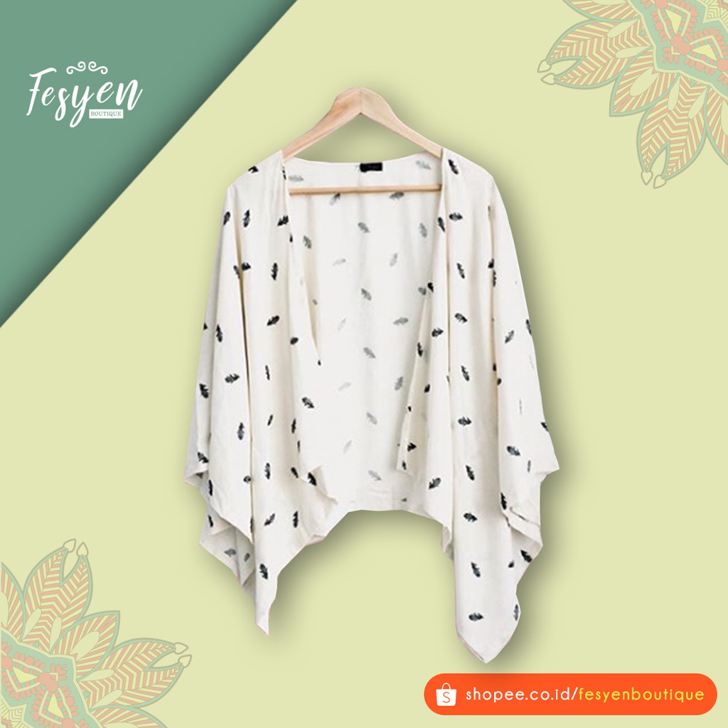 Outer Cewek Warna Putih Tulang Motif Gambar