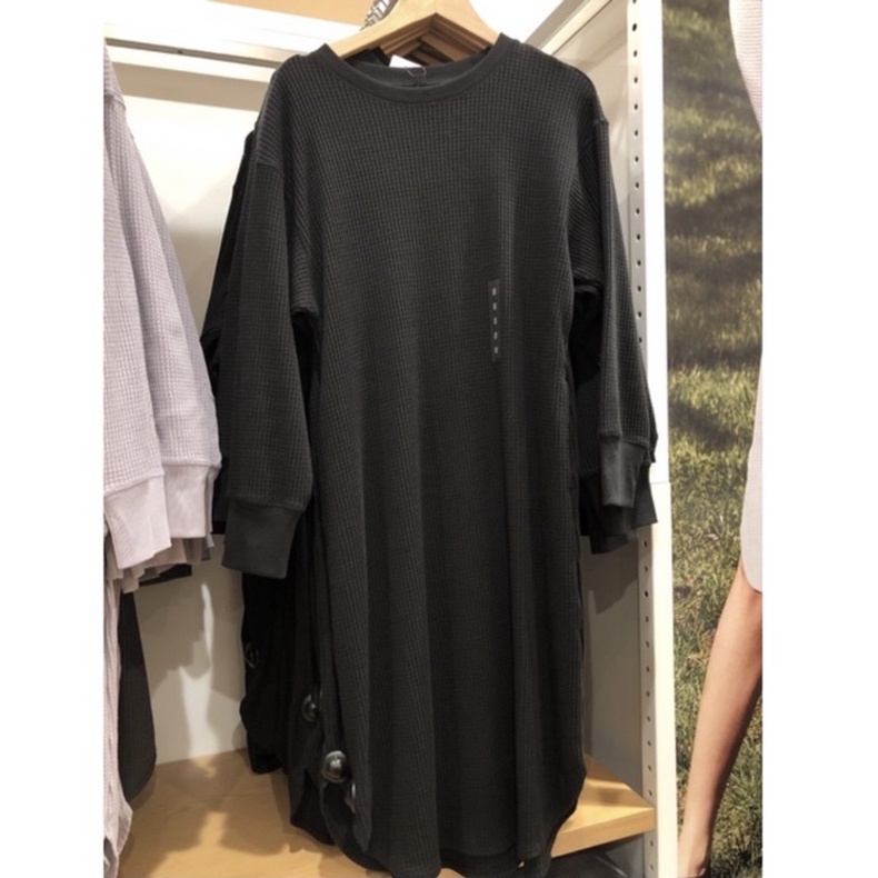 gaun waffle crew neck | gaun waffle kerah V lengan panjang WOMAN UNIQLO…Free jastip