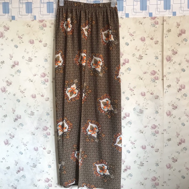 Rok Jarik/Kamen wisuda/bawahan kebaya/rok kebaya/Jarik/Jarik Jadi/Jarik Rok/Jarik Kamen/ Kamen Jadi