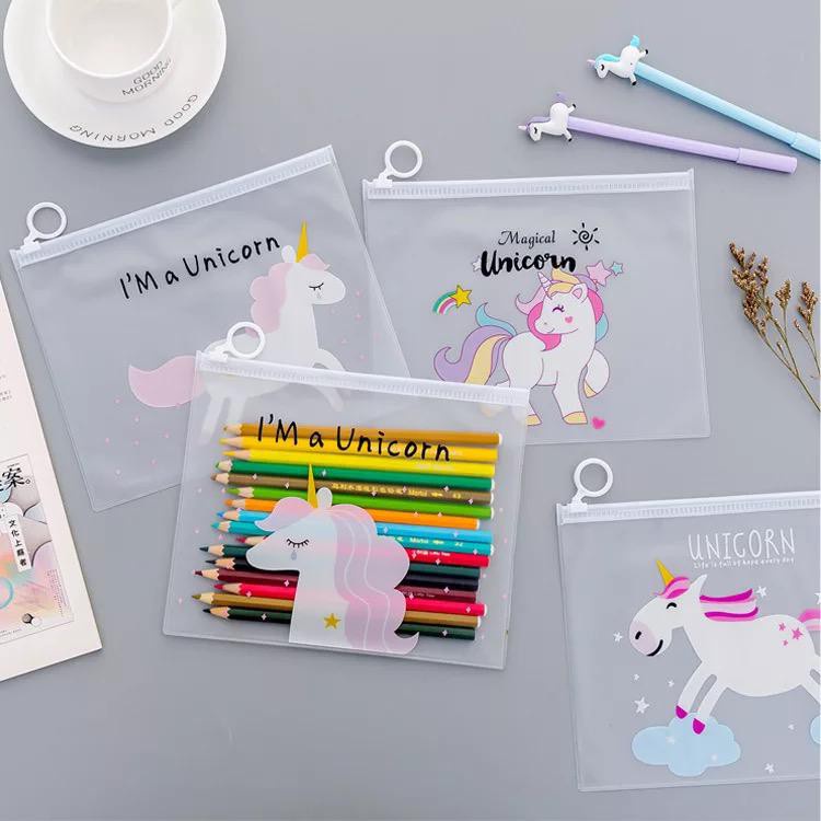 INFY - Tempat Pensil / Tas Pounch Kosmetik Transparan Pencil Motif Karakter Unicorn Impor R079
