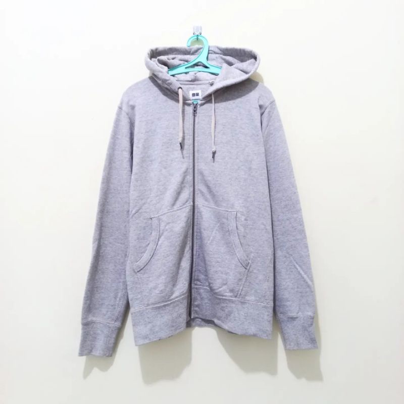 UNIQLO ZIP HOODIE SECOND BASIC THRIFT