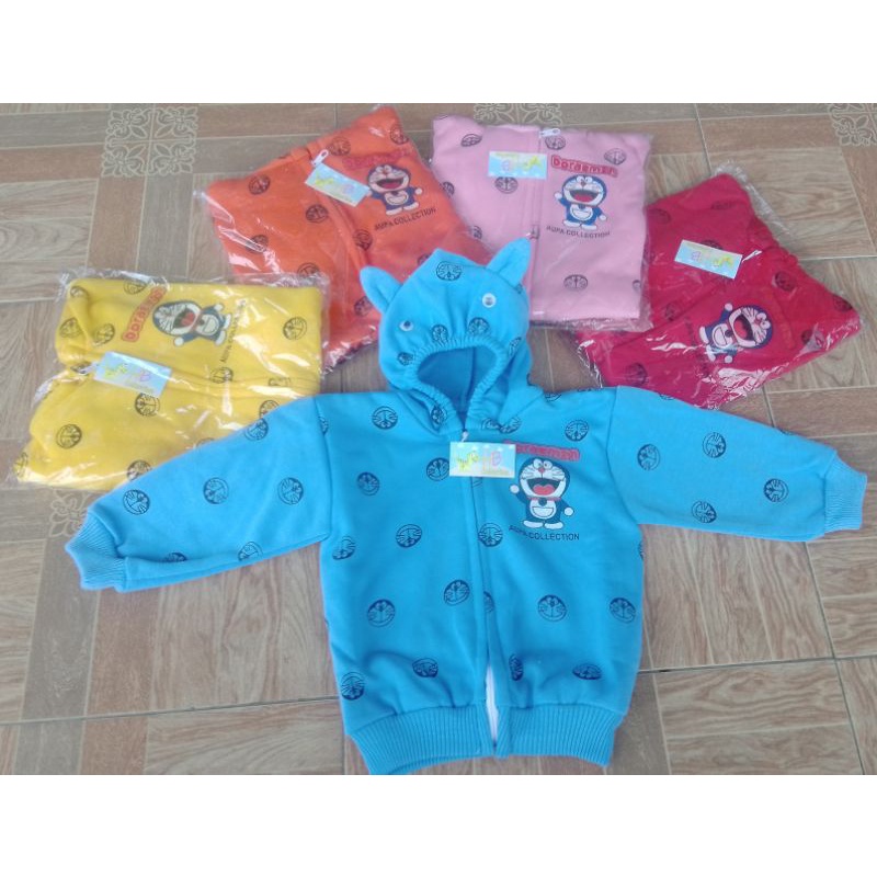 jaket sweter bayi motip doraemon terlaris