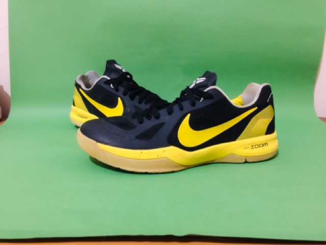 kobe nike zoom