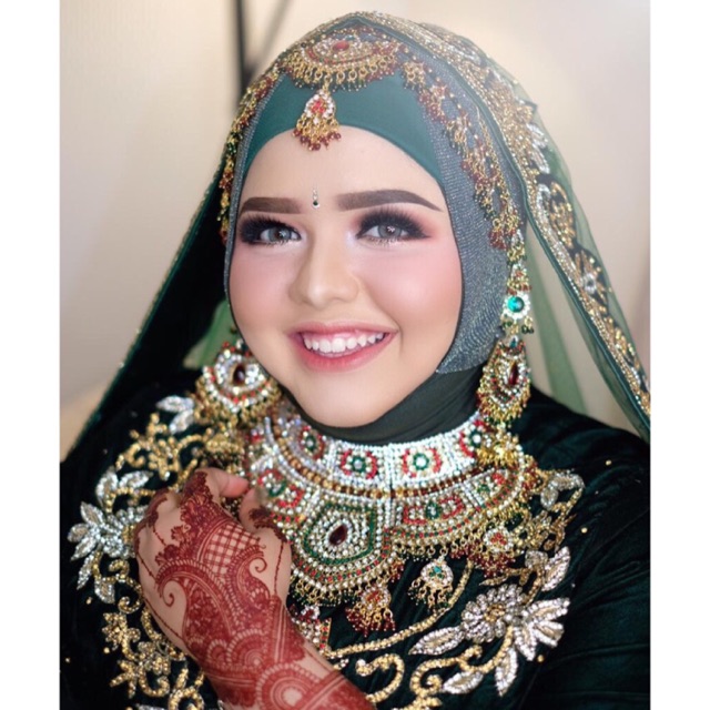 Perhiasan Pengantin India Satu Set Lengkap