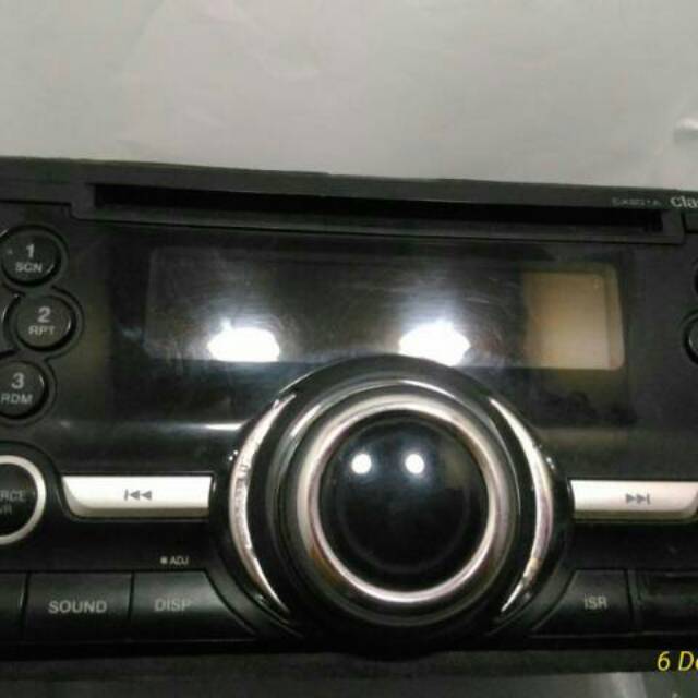 HU double din clarion CX 201 A ( copotan asli dari hyundai grand avega )