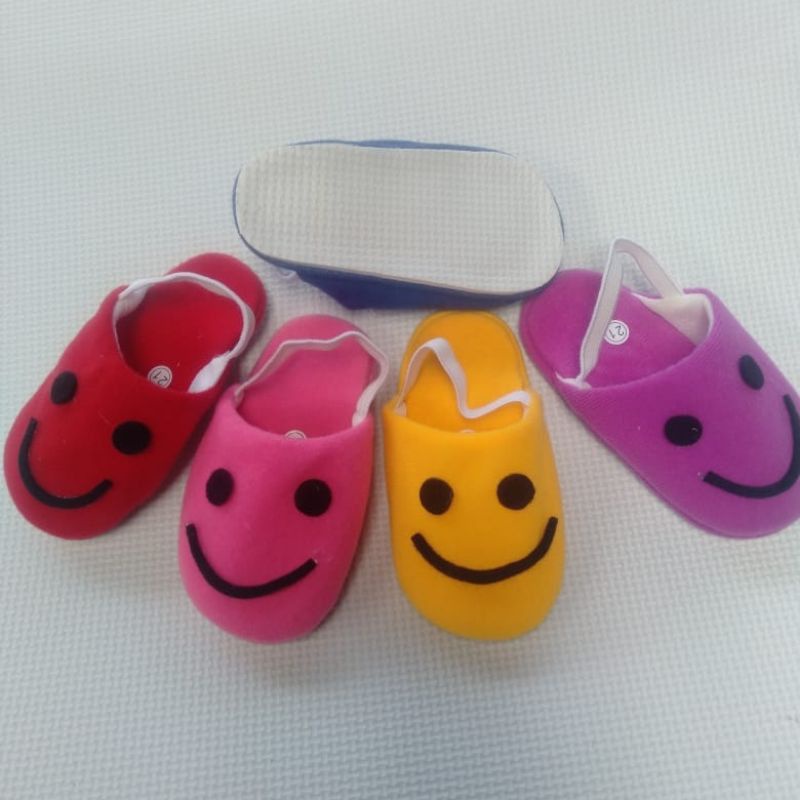 Sepatu Baby kids motif Smile