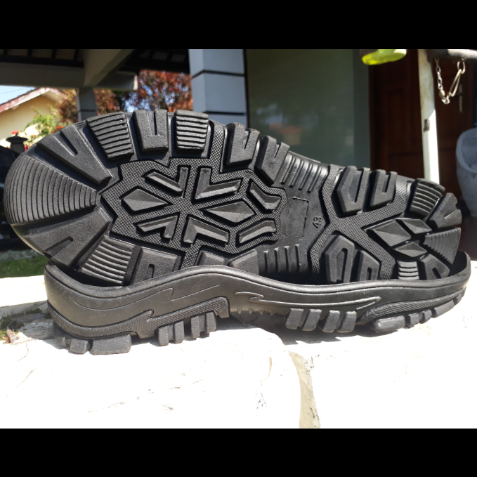 SOL KARET SEPATU SAFETY