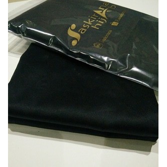 KERUDUNG SEGI EMPAT SATIN /JILBAB SATIN HITAM/hijab square/segi empat