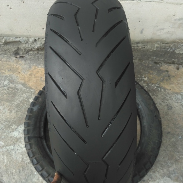 ban aerox pirelli ukuran 150/70-14