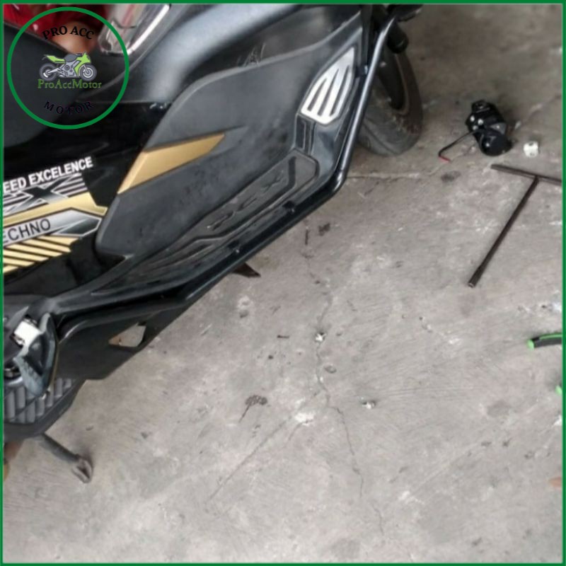 Crashbar pelindung body samping Honda Pcx lokal