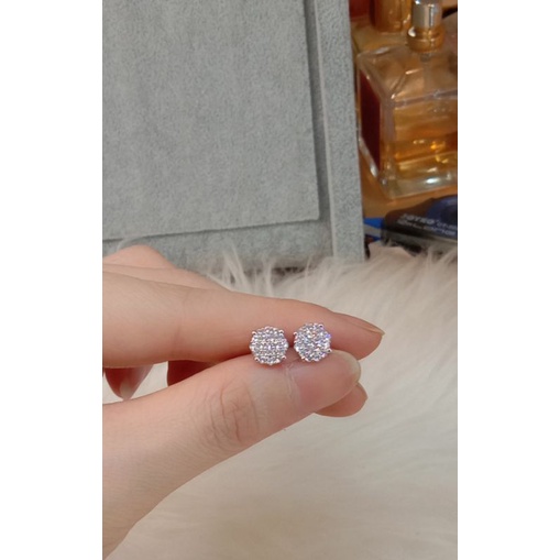 Anting Tusuk Mata Berlian, Anting Titanium Wanita Antikarat dan Anti Alergi, Dijamin REAL PIC dan HIGH QUALITY