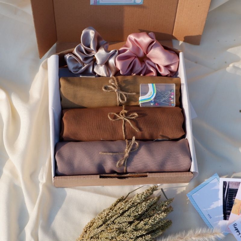 

[READY STOCK] [PAKET MURAH] [BISACOD] GIFT BOX HIJAB | HAMPERS HIJAB |