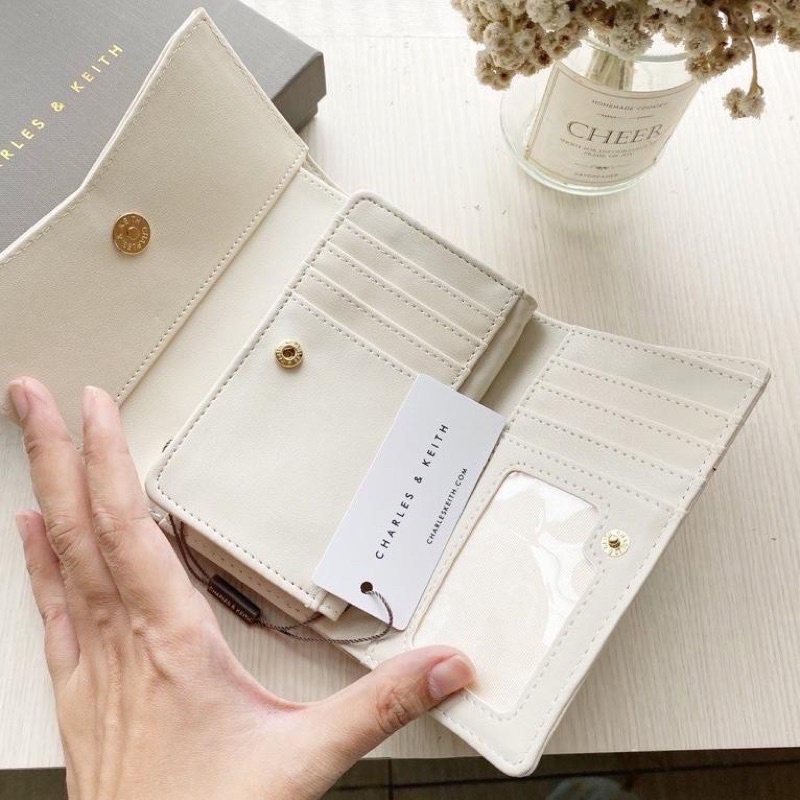 DOMPET WANITA IMPORT CK CNK FRONT FLAP WALLET ORI | Vente Gallery-1