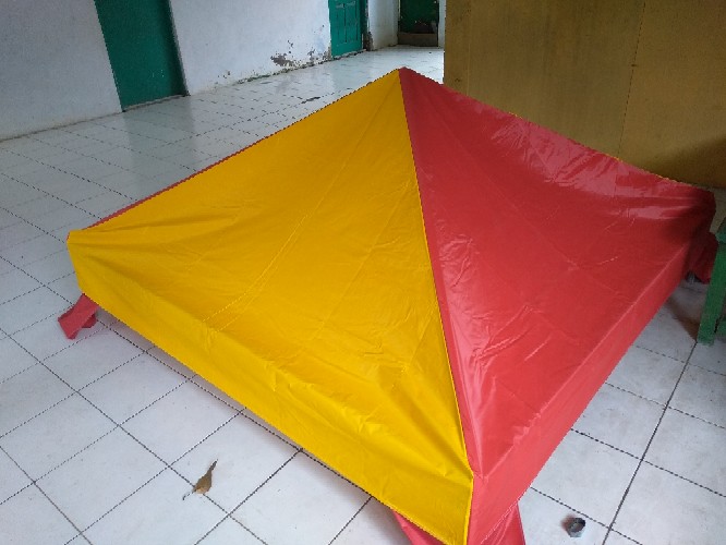 Kain Atap Untuk Tenda Cafe Ukuran 2x2m<br />/ Terpal Tutup Atap Tenda 2x2