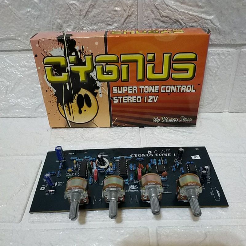 Super tone control stereo 12v Cygnus