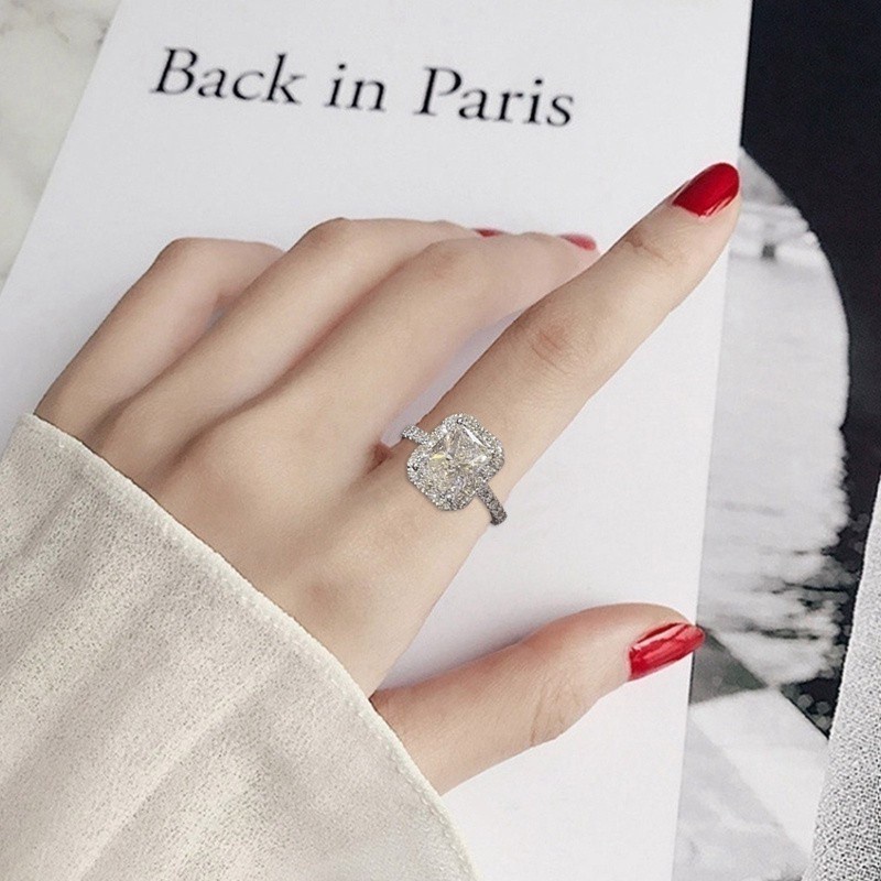 Cincin Pertunangan Bahan Sterling Silver 925 Hias Zircon Berkilau Untuk Pria / Wanita