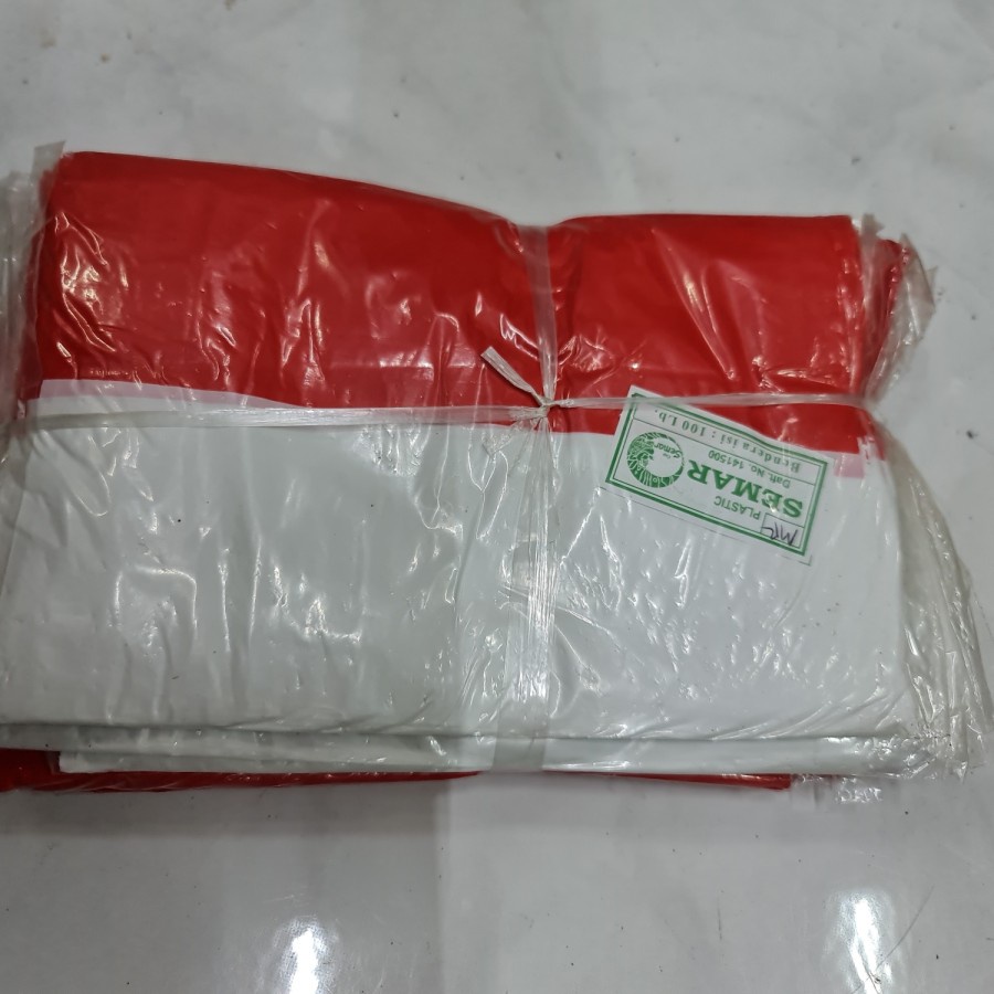 Bendera plastik merah putih / bendera plastik semar merah putih / bendera semar plastik merah putih 