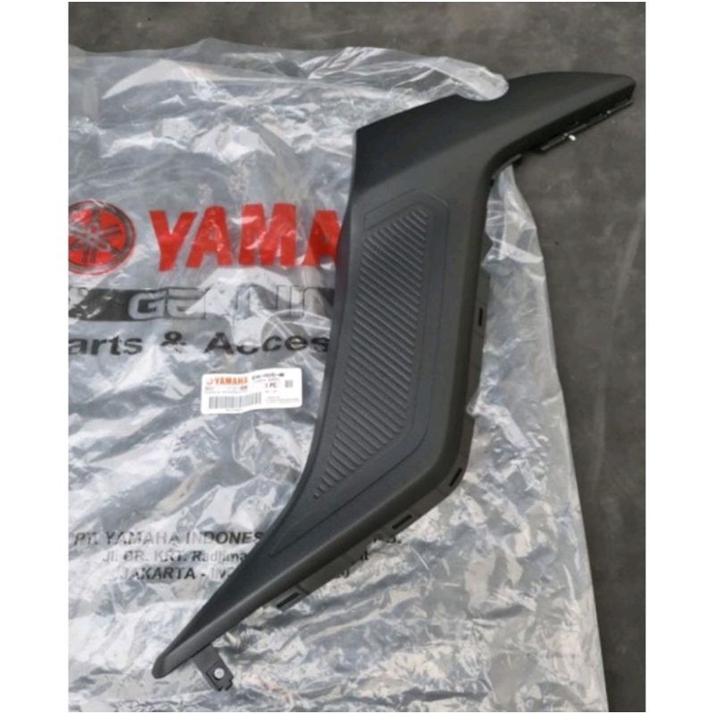 COVER SAYAP BAWAH KIRI MIO GEAR 125 ORIGINAL YAMAHA