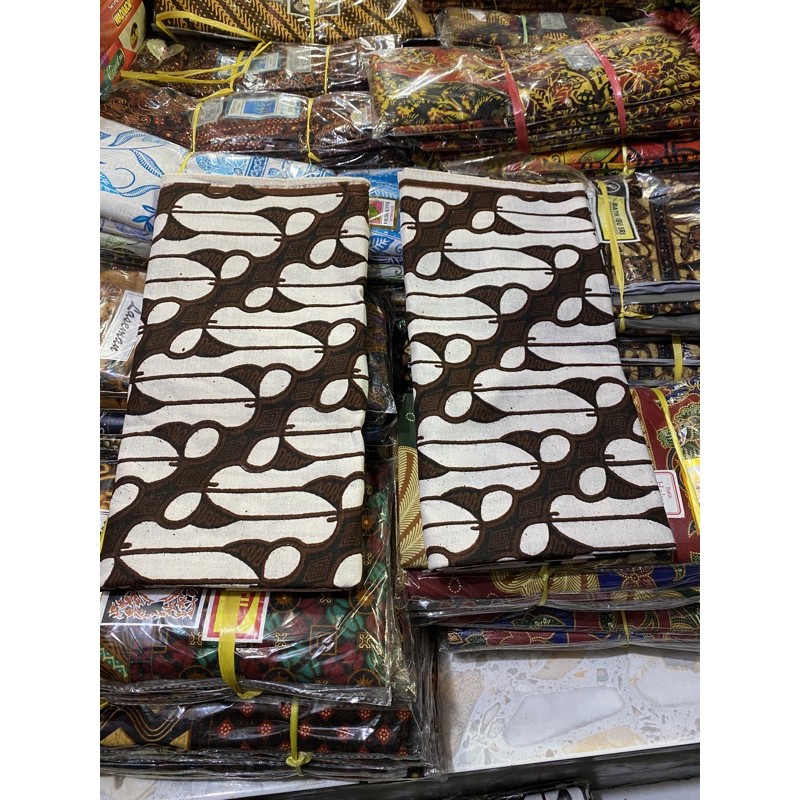 Kain Jarik Lereng Putih / Sewet / Gendong Bayi Khas Jawa