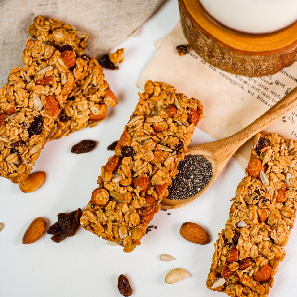 Original Granola Bar (2 Bars) - Almond, Cashew, Raisins, Chia Seed, Sunflower Seed - LUCKYBITE