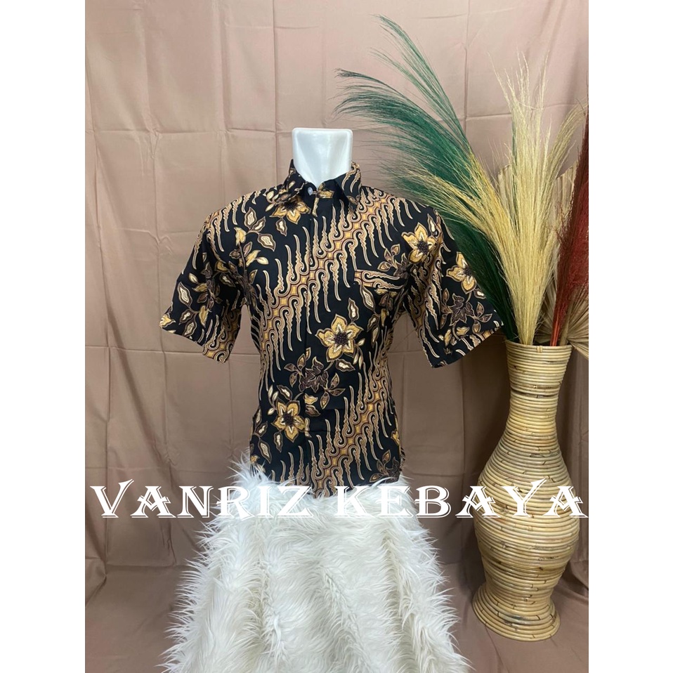 Vanriz Kebaya-Kemeja Batik Pria Lengan Pendek